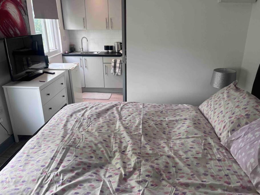 Romford Cosy Flat Apartment Havering