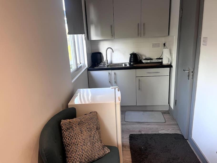 Romford Cosy Flat Apartment Havering